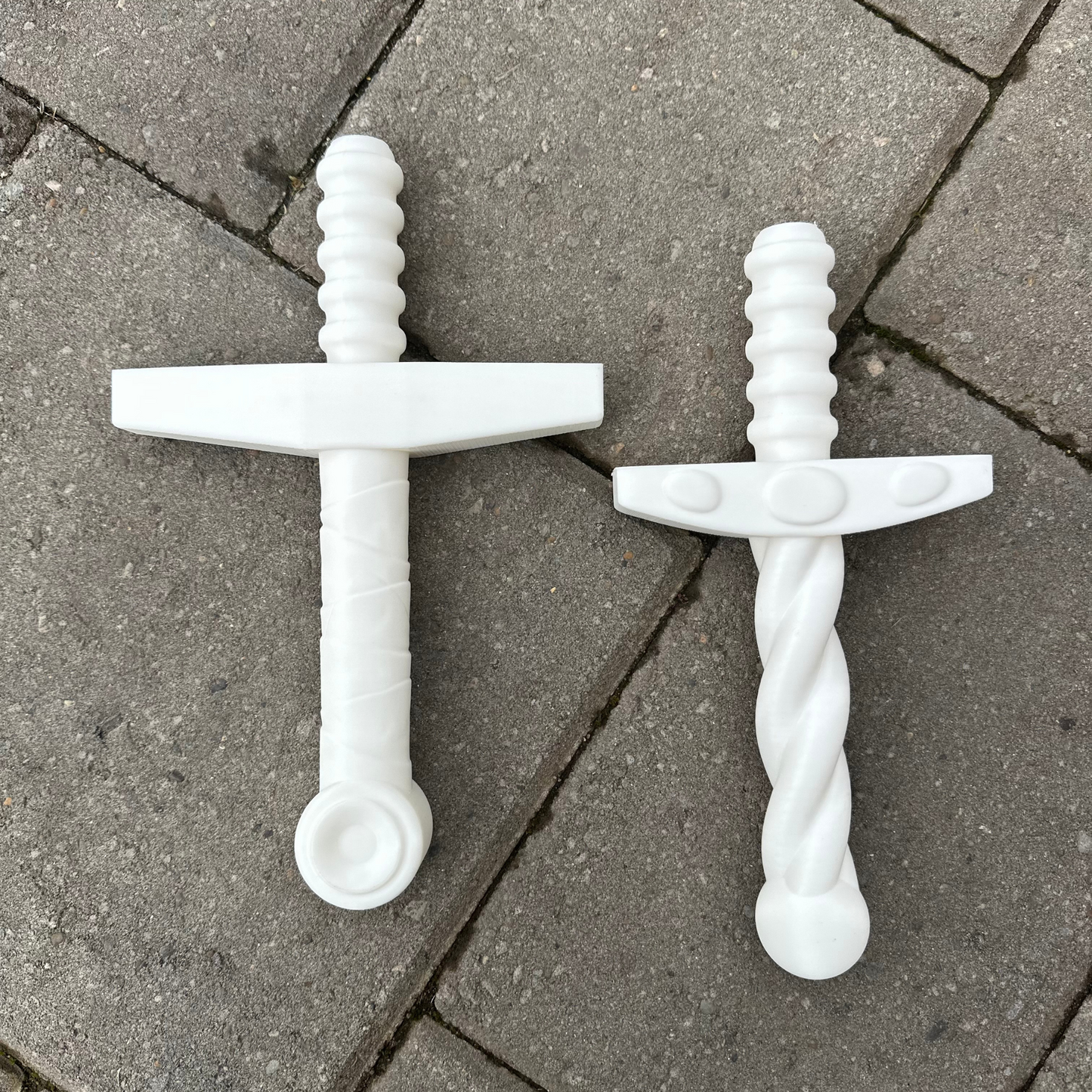 3D Printed Pool Noodle Sword – Custom Foam Blade Handle